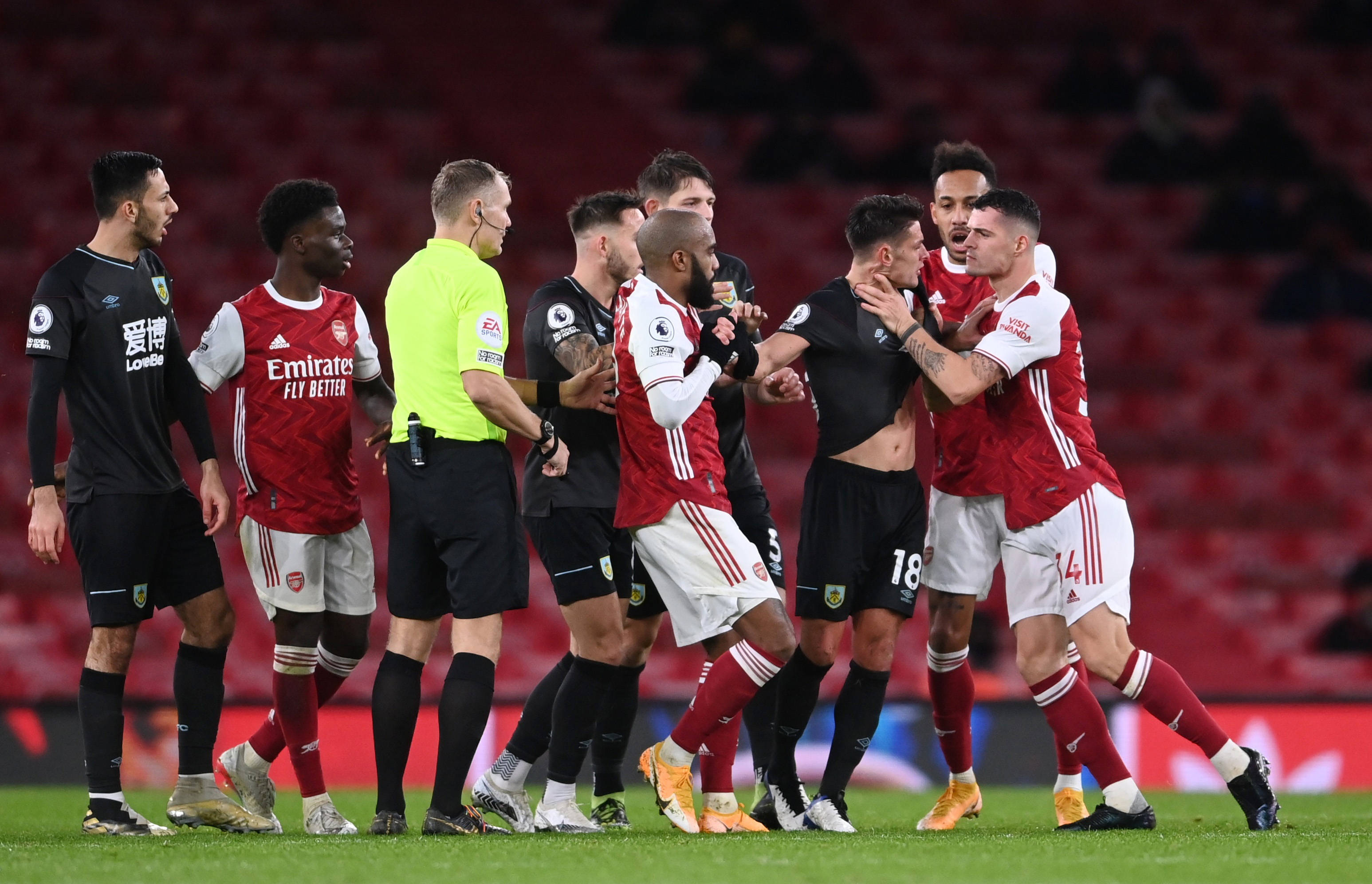 题容不得半 题容不得半